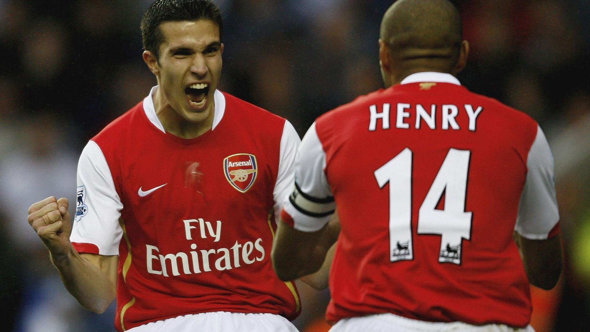 关键阶段头球争顶成功率是否决定胜负天平,头球怎么顶